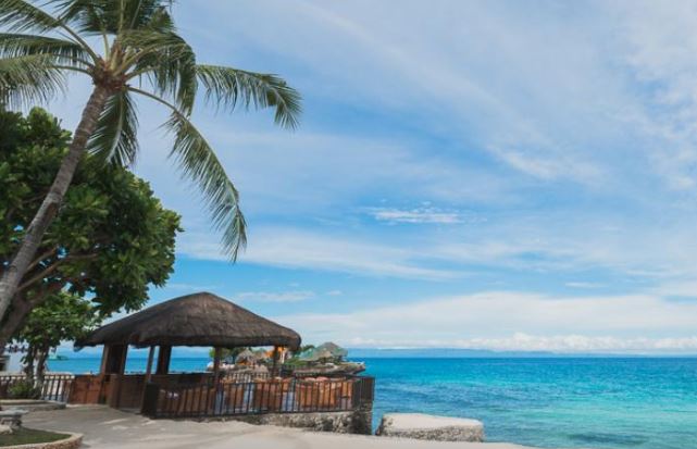 Camotes Island セブ島から2時間で行けるカモテス島のホテルから見えるビーチ